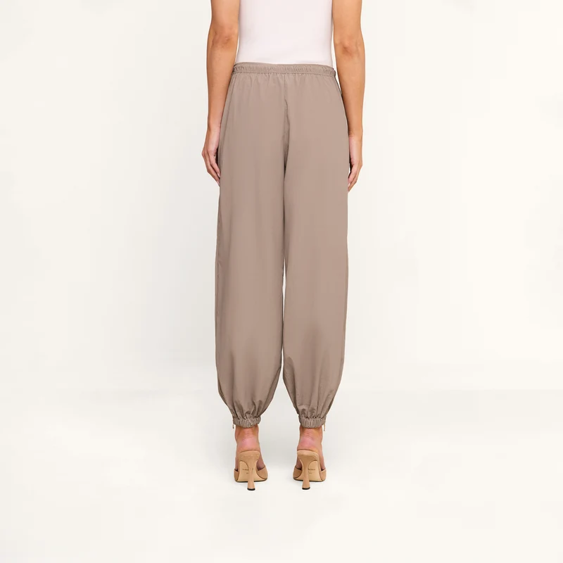 Mariko Jogger