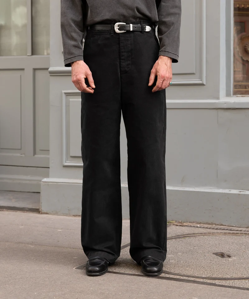 THE UNIFORM CHINO PANTS