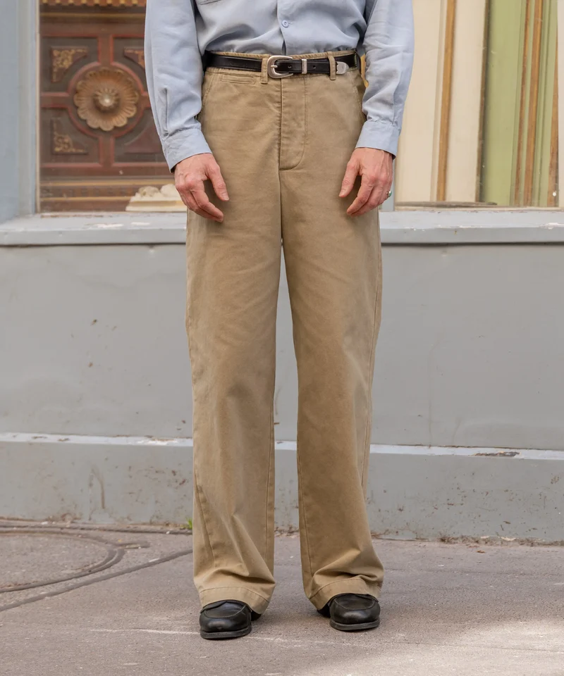 THE UNIFORM CHINO PANTS