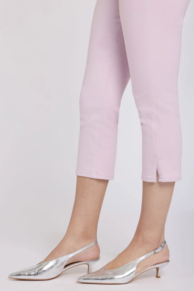 Chloe Capri Jeans In Cool Embrace® Denim | Light Lilac