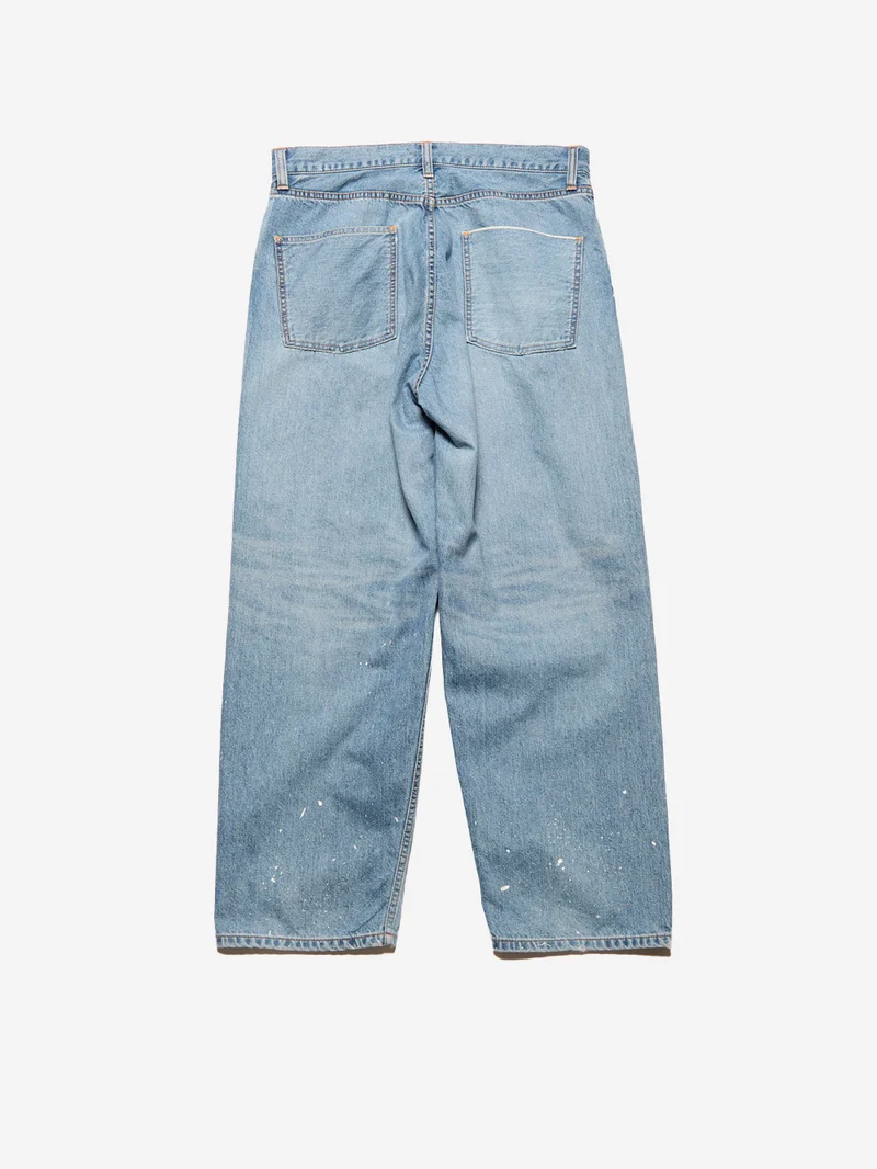 Jeans distressed cimosati in blu indigo chiaro
