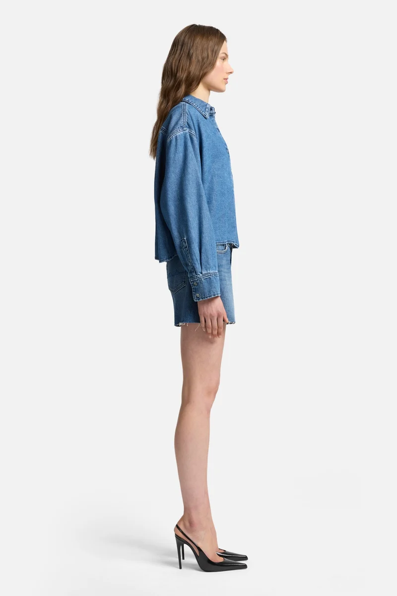 Weightless Nina Cropped Shirt in Hilo