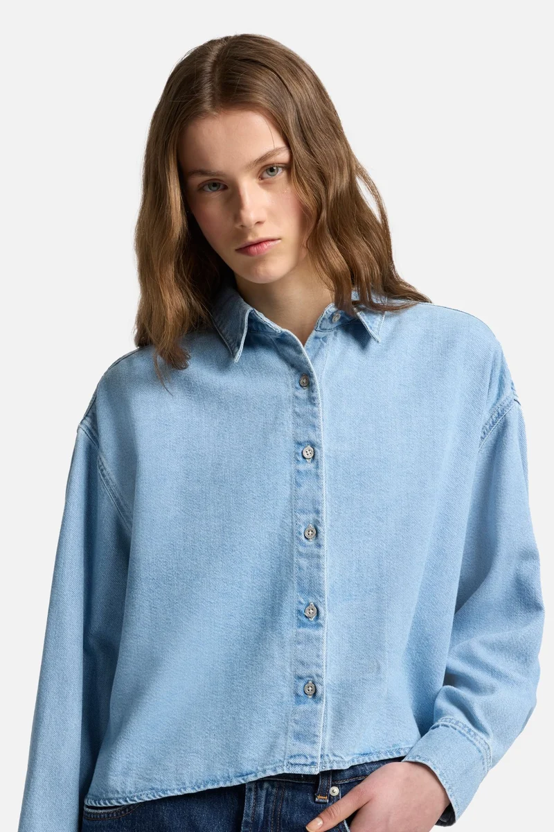 Weightless Nina Cropped Shirt in Hana