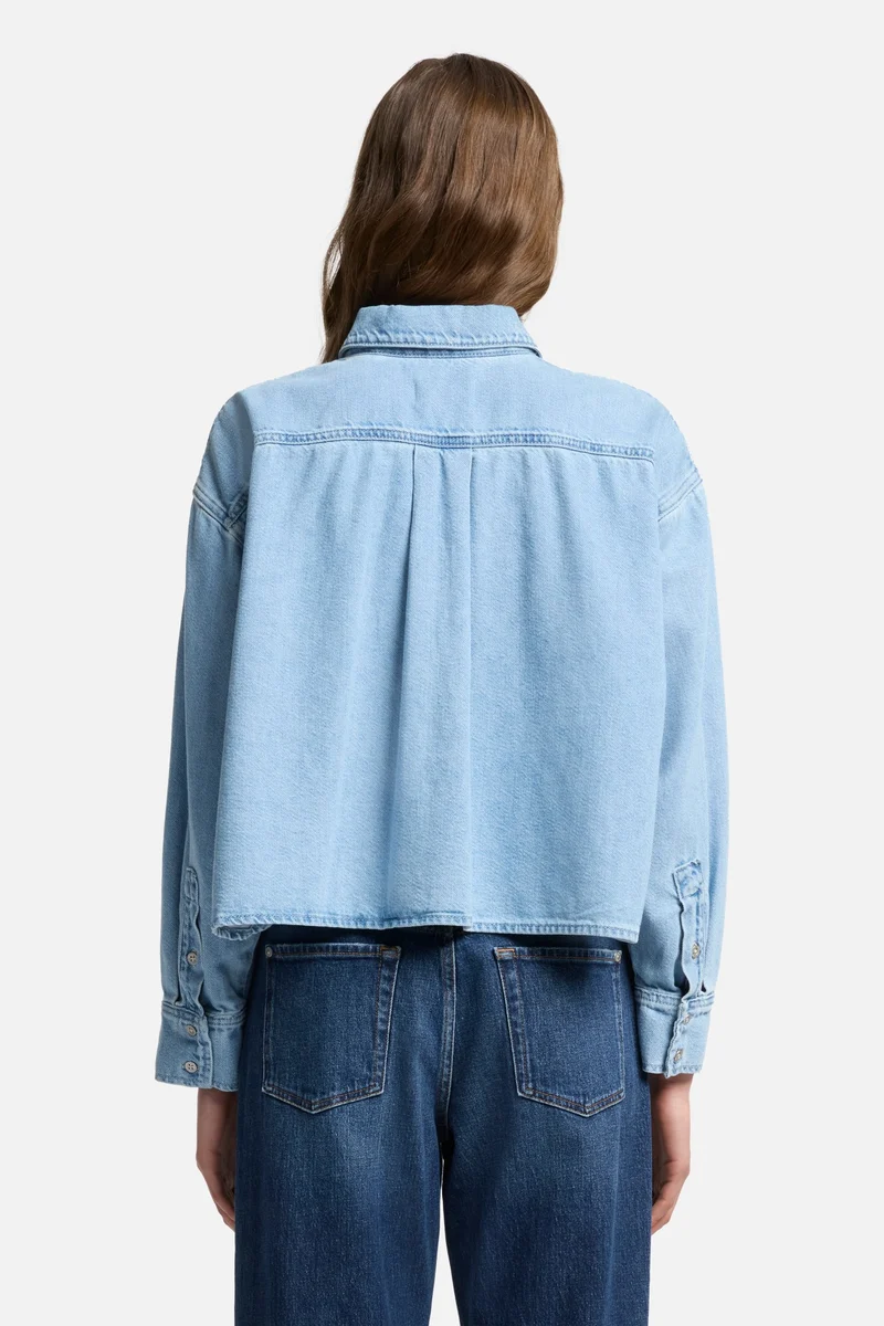 Weightless Nina Cropped Shirt in Hana