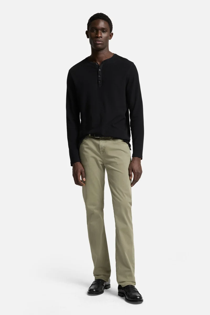Comfort Sateen The Straight in Olive