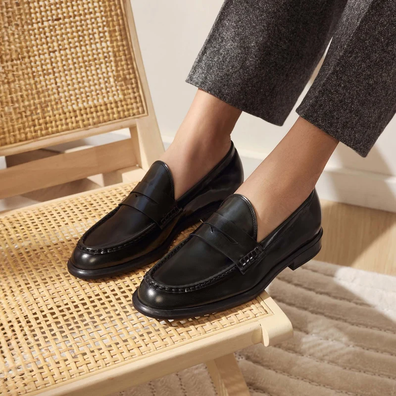 Isabel Bernard Vendôme Blandine Schwarz spazzolato Leder Loafers IB51015-601-37