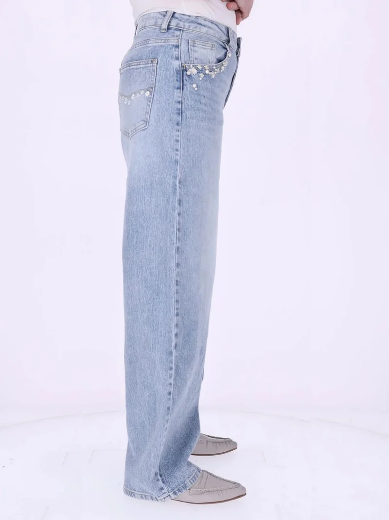 Damen Wide-Leg-Jeans mit floralen Details