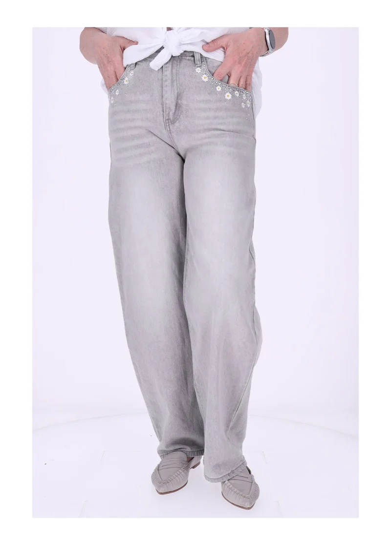 Splash of Color Jeans mit Stickerei