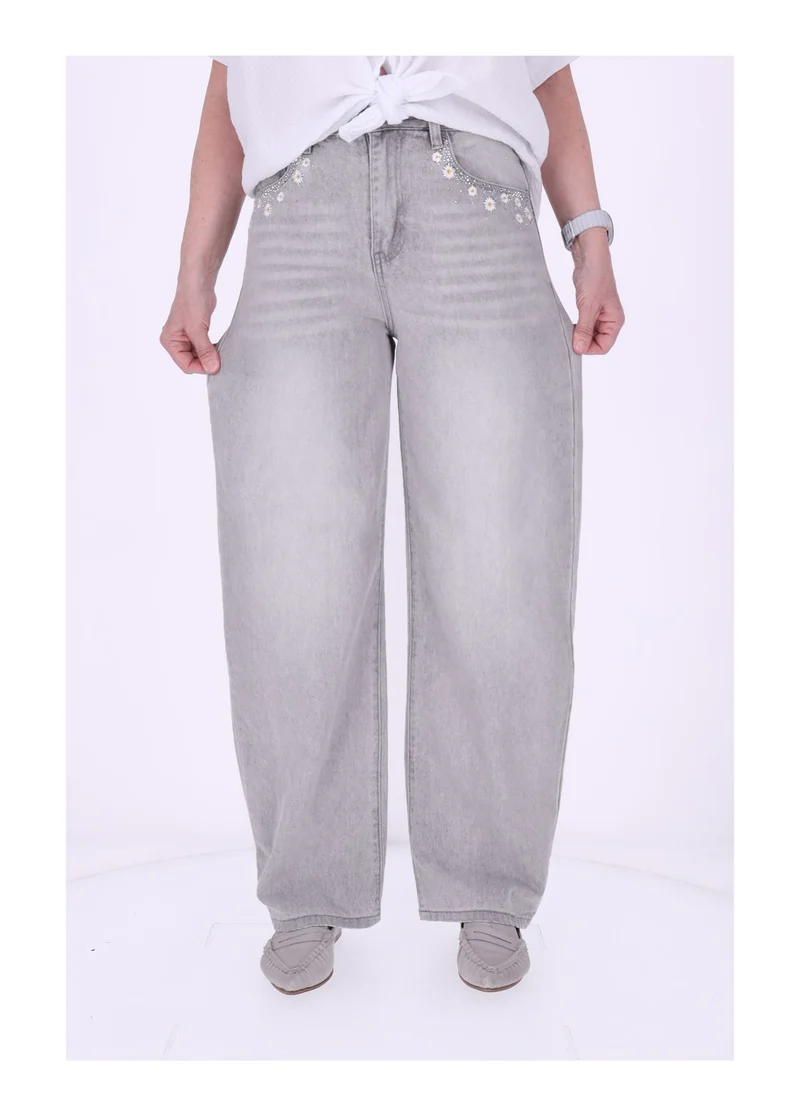 Splash of Color Jeans mit Stickerei