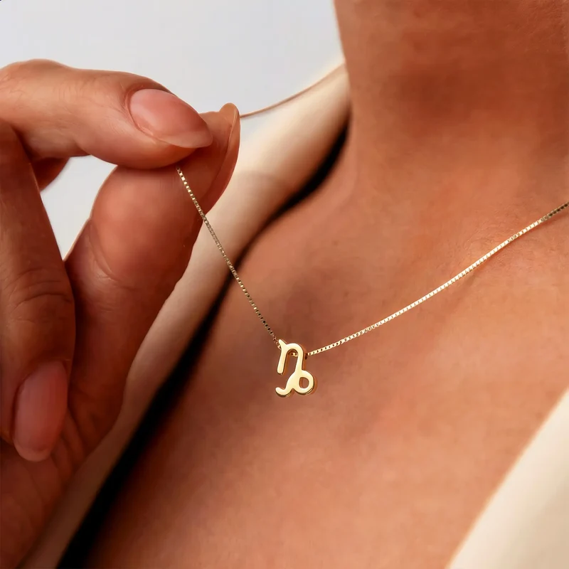 Isabel Bernard Étoiles d’Or Capricorn 14 Carat Gold Venetian Necklace With Horoscope IB340187