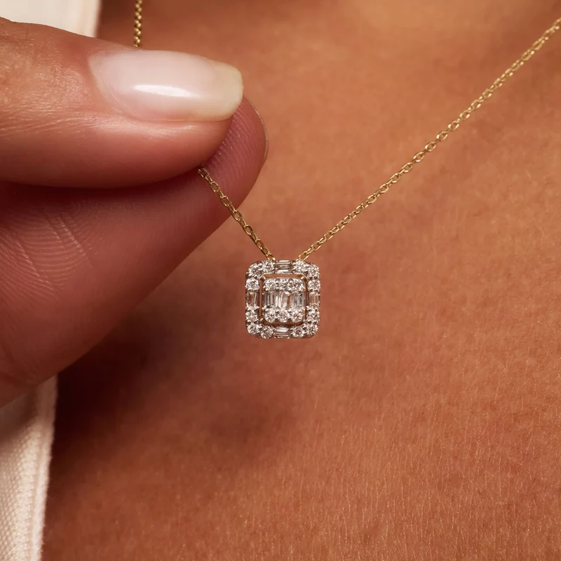 Isabel Bernard De la Paix Elena 14 Karat Goldkette mit Diamant 0.18 ct IBD350030