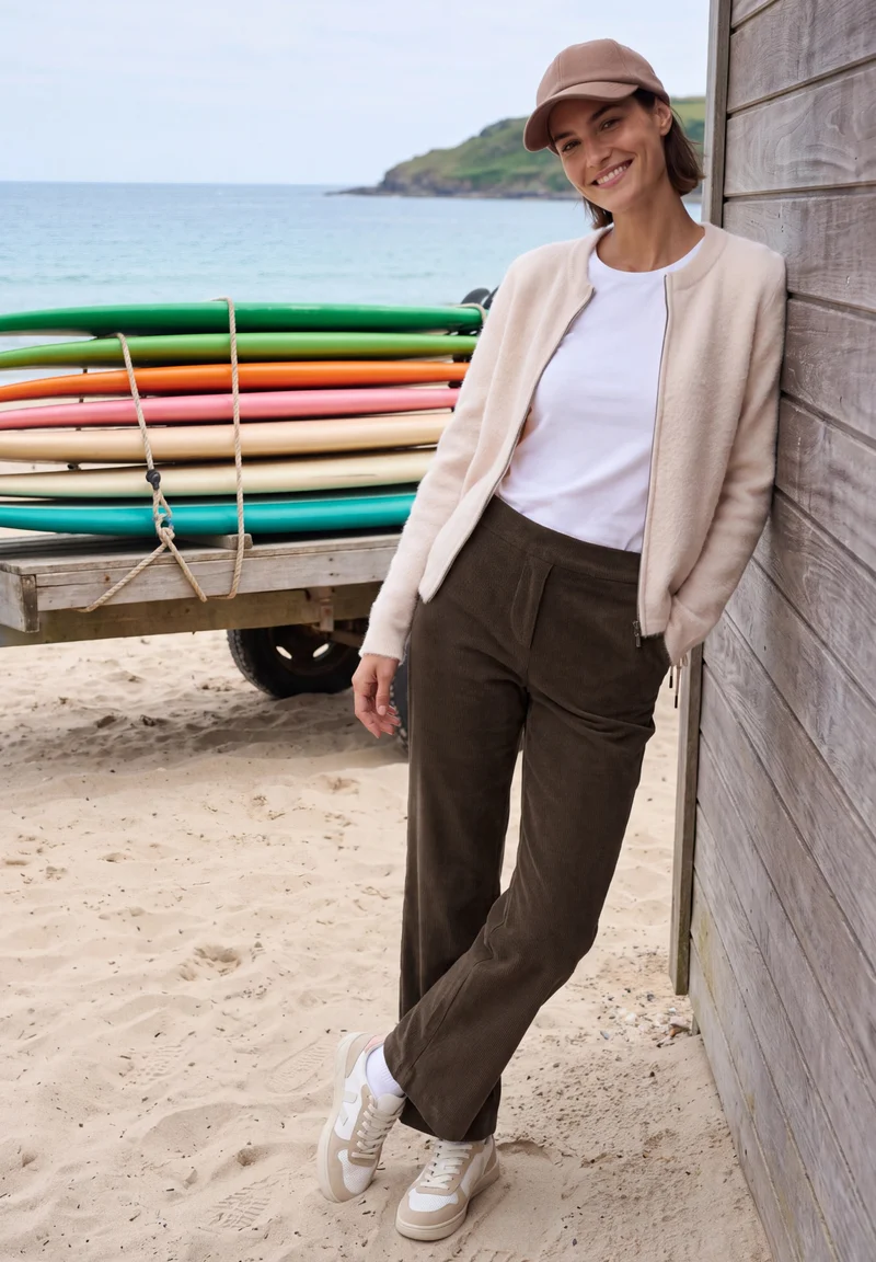 NOS Style Neele Soft Corduroy, truffle brown