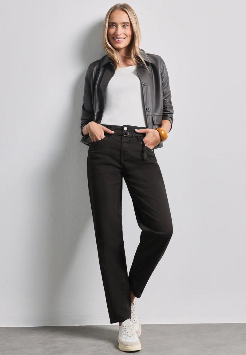 Street One - High Waist Barrel Leg Jeans im Loose Fit - Farbe: Brown Washed