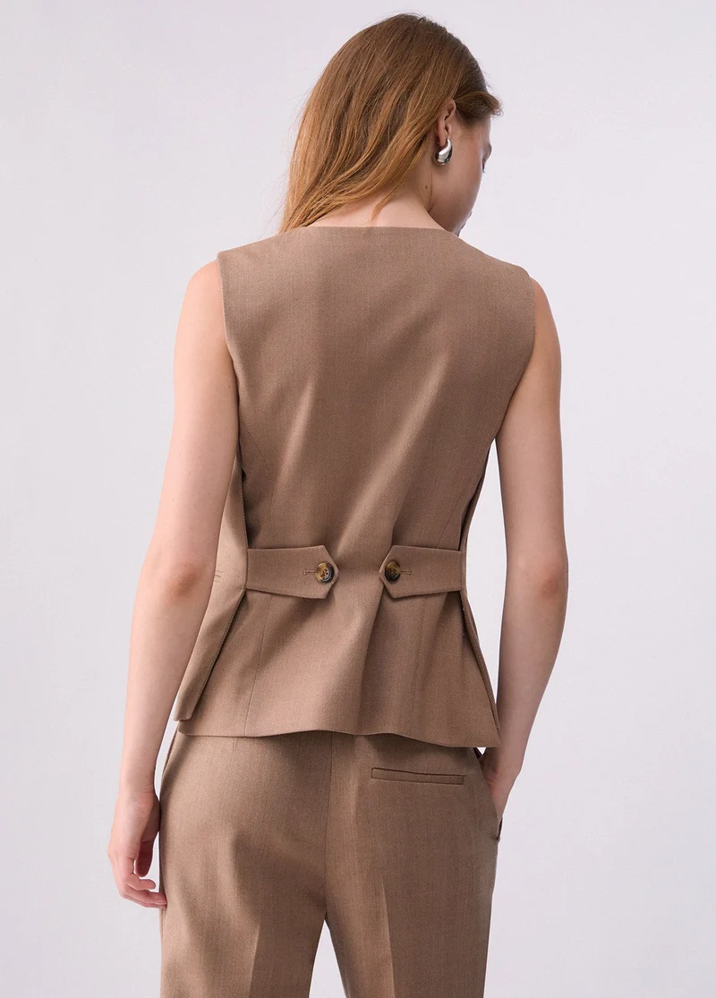 Gilet with Toggles