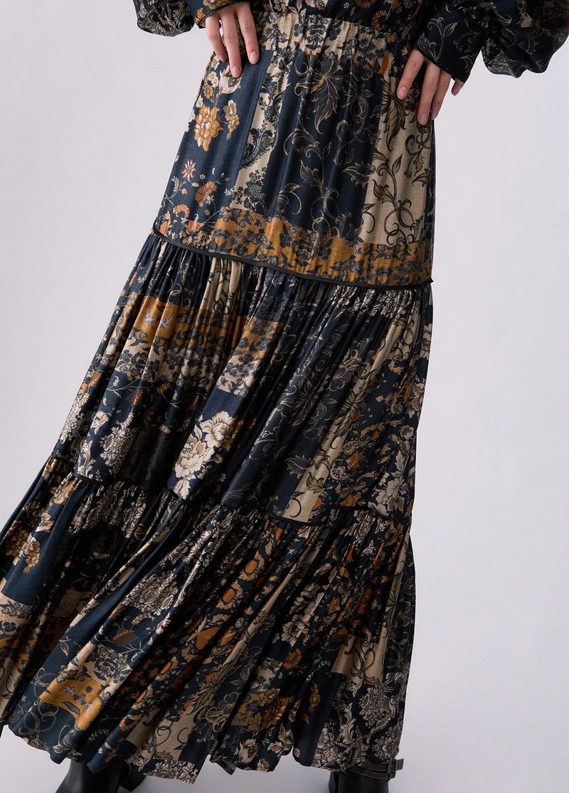 Long skirt with ruffles
