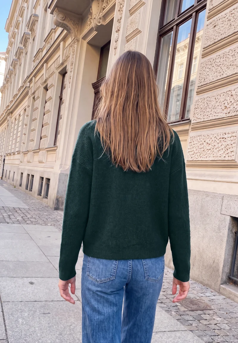V-neck cardigan, mossed green mel.