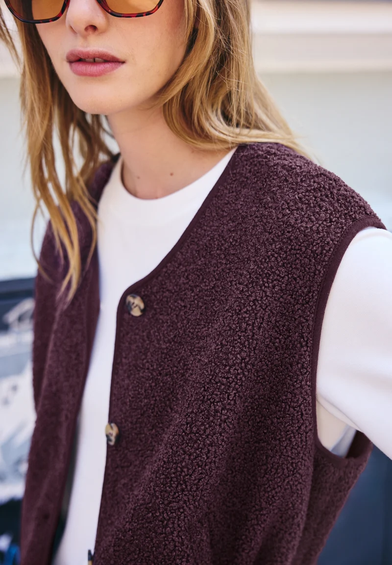 Studio_Cool teddy vest w.horn, very berry