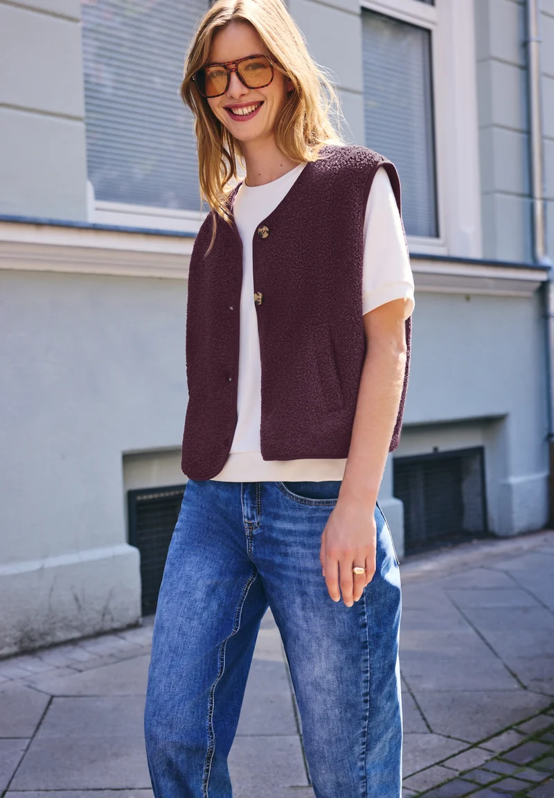 Studio_Cool teddy vest w.horn, very berry