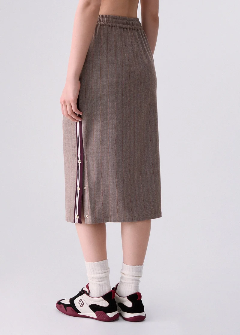 Midi skirt with side tape