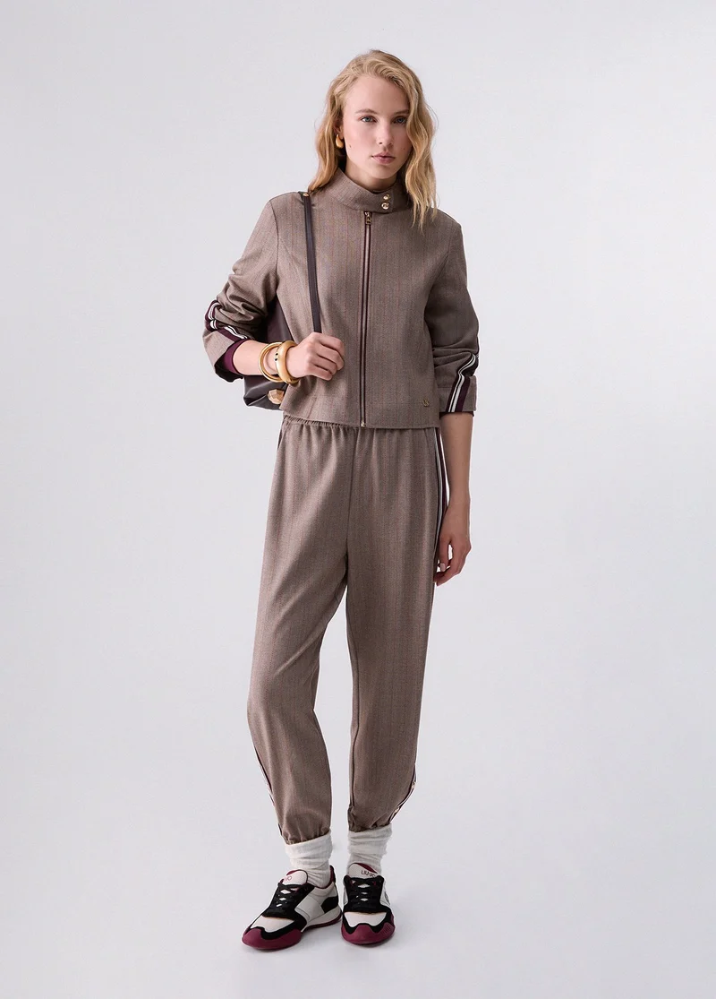 Jogging pants with side tape