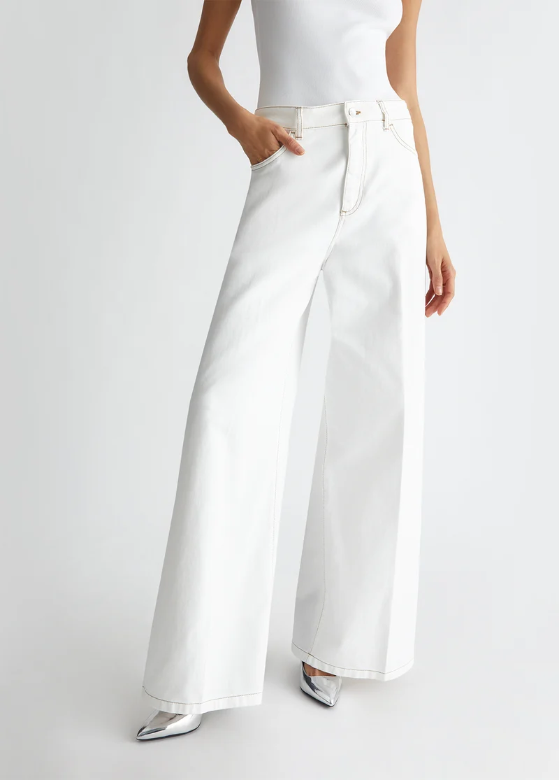 Flared Jeans