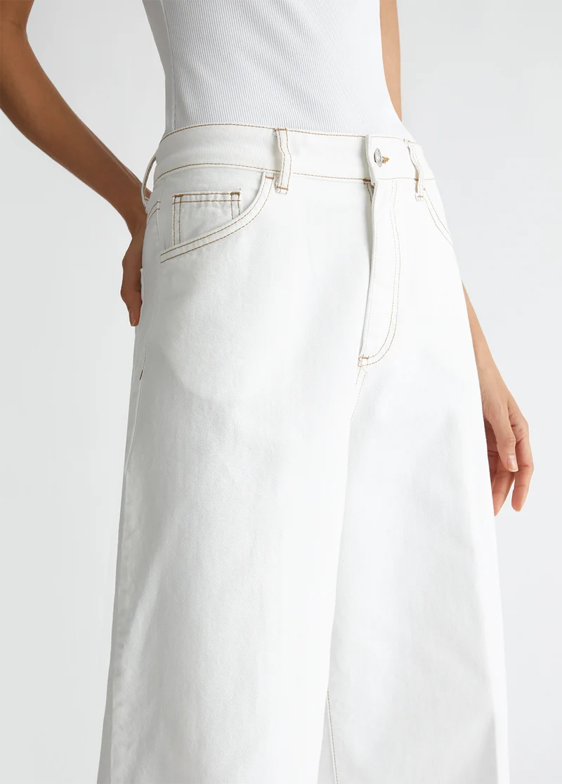 Flared Jeans