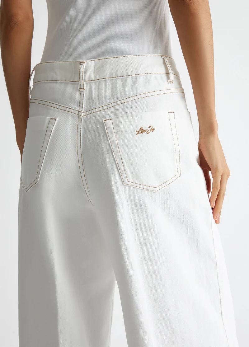 Flared Jeans