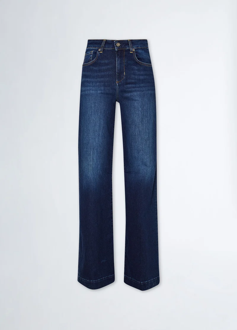 Stretch flared jeans