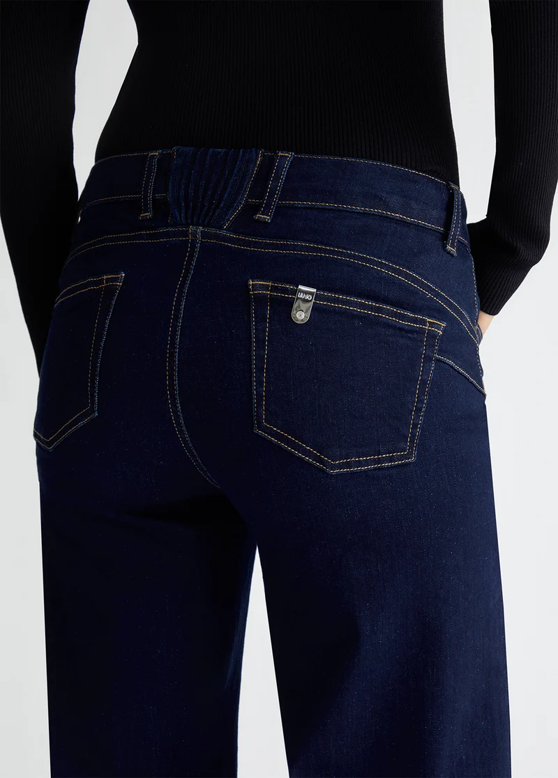 Cropped flared jeans