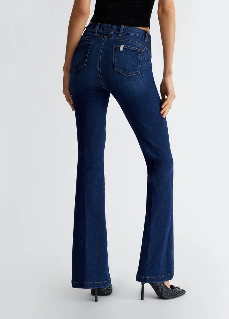 Stretch flared jeans