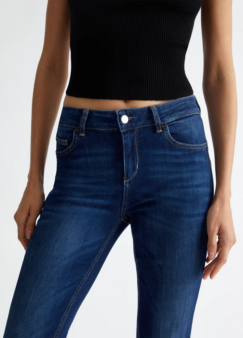 Stretch flared jeans