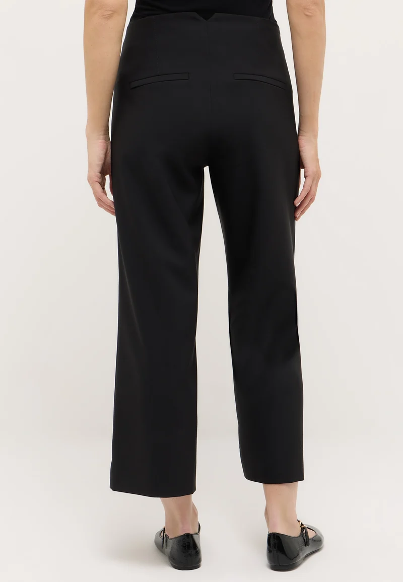 LINN CHIC, black