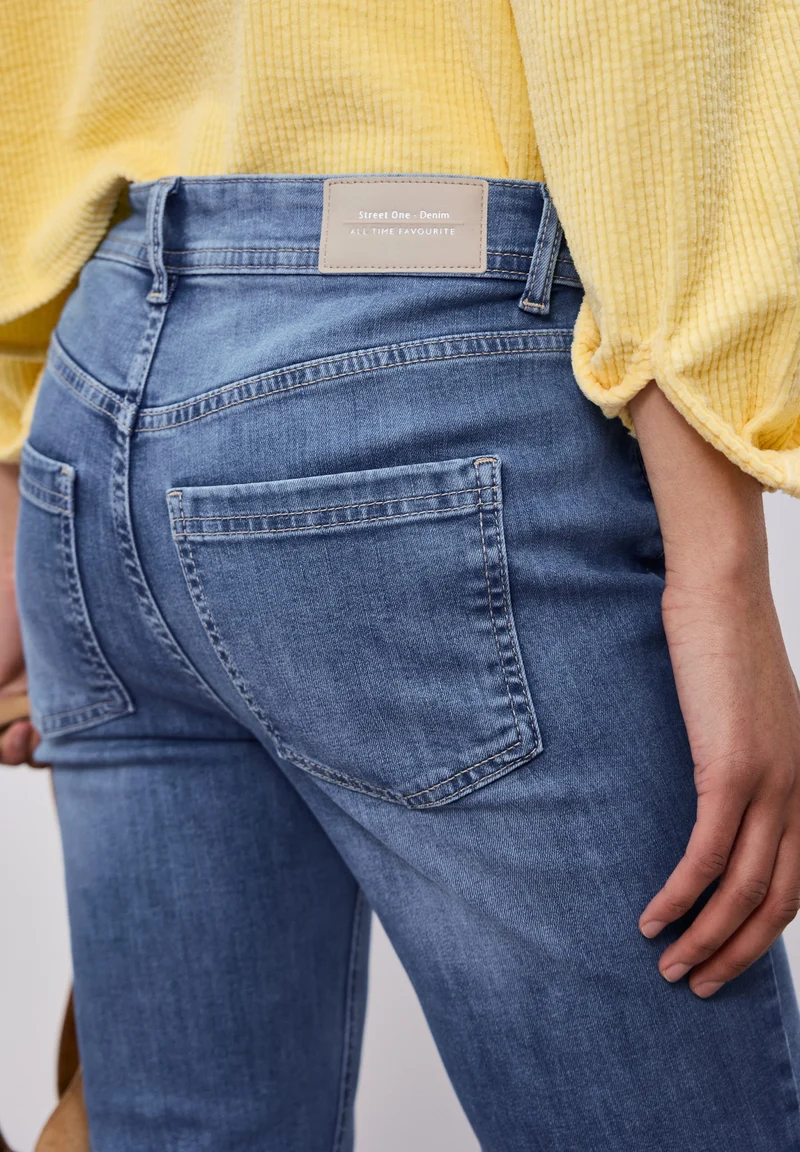 QR Style Blaire Bootcut,hw,lig, Light Blue Wash
