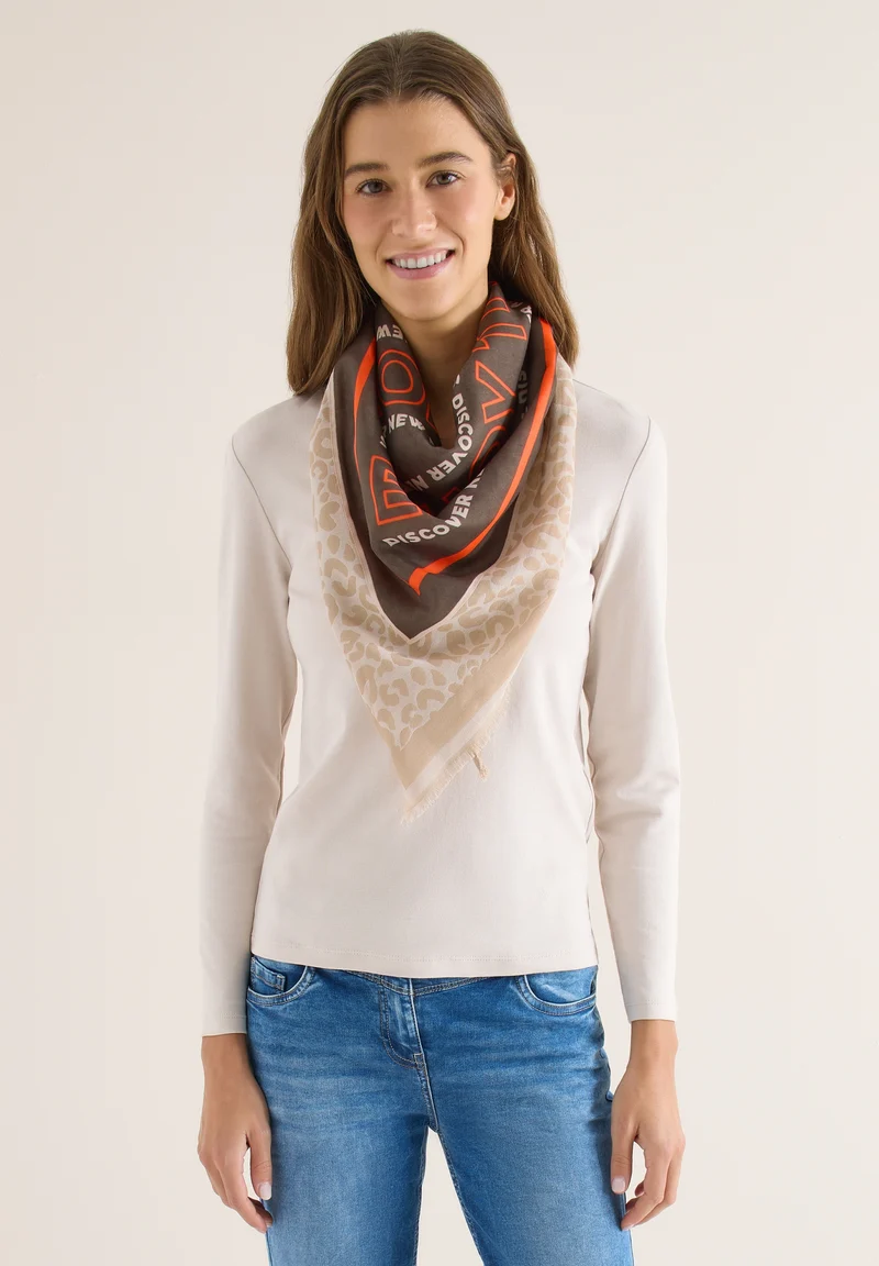 O_Patchwork Triangle Cloth, mocha taupe