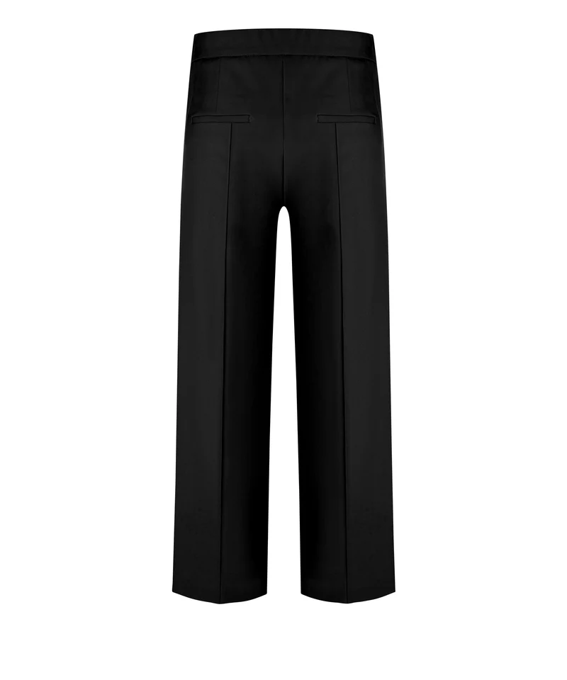 Cameron, black