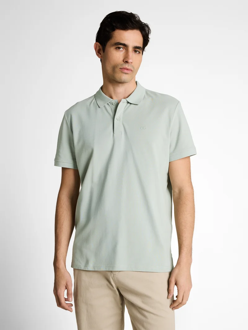 basic polo with contrast, soft greyish green