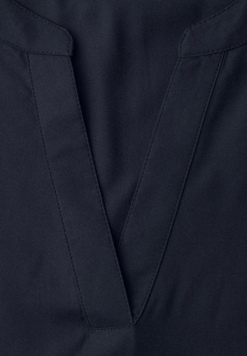 QR Splitneck blouse w turn-up, shadowed navy