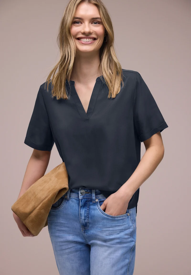 QR Splitneck blouse w turn-up, shadowed navy