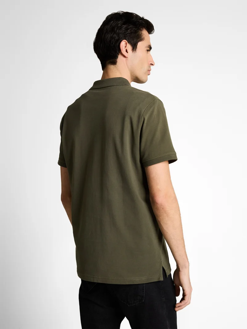 basic polo with contrast, deep leaf green