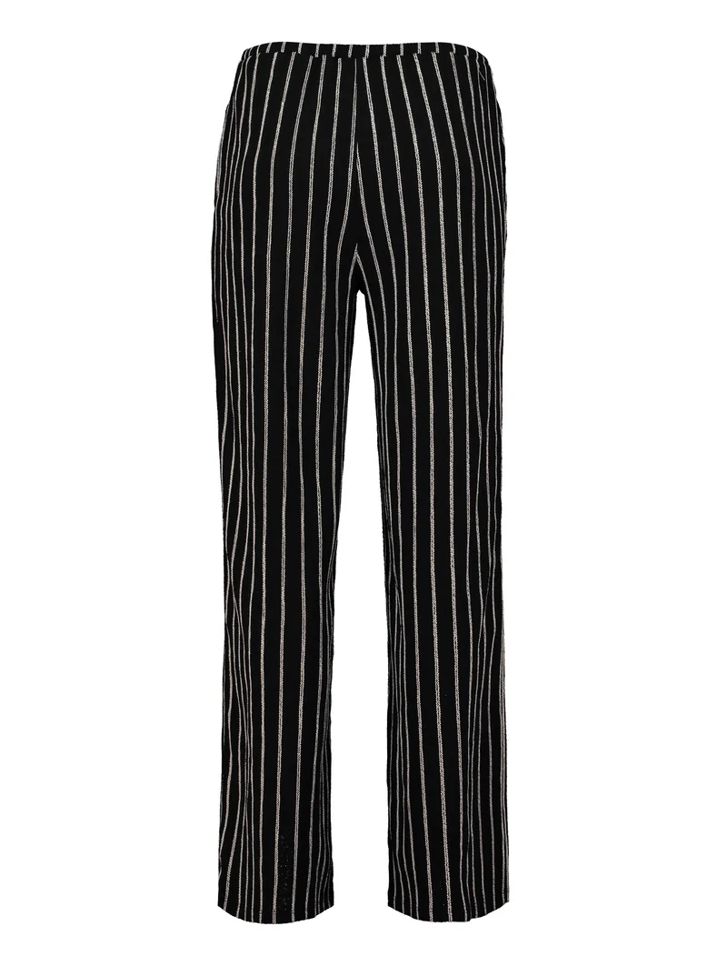 LG P TR Gr44eta, black stripe