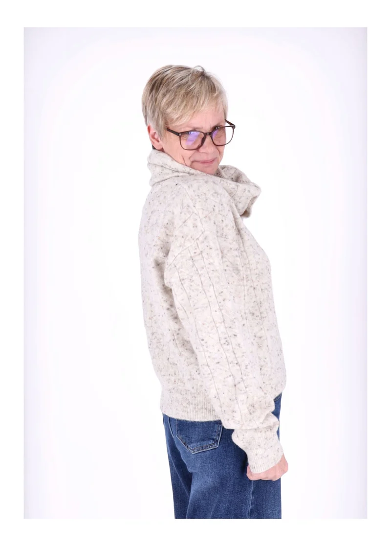 Splash of Color Strickpullover mit Schal
