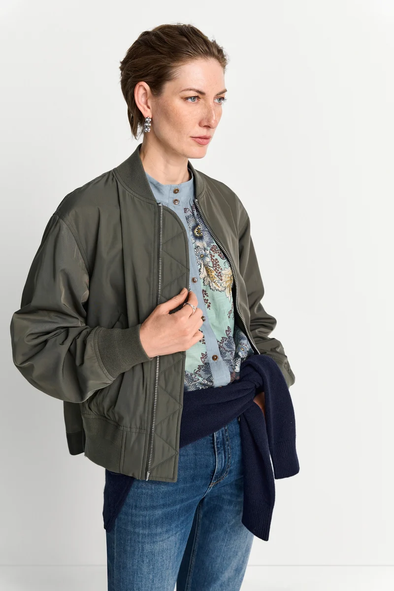 A-Shape Bomber Jacket, olive
