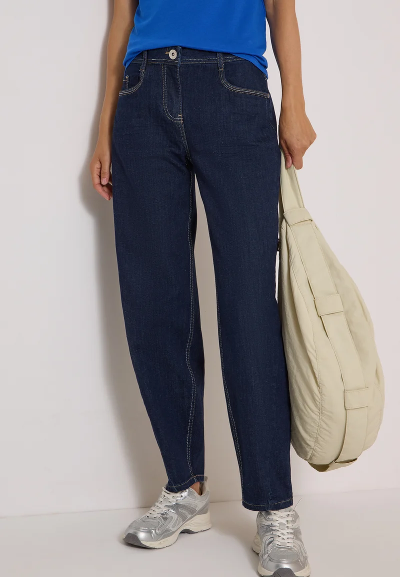 Style NOS Scarlett Barrel Rins, rinsed wash