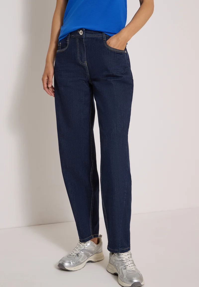 Style NOS Scarlett Barrel Rins, rinsed wash