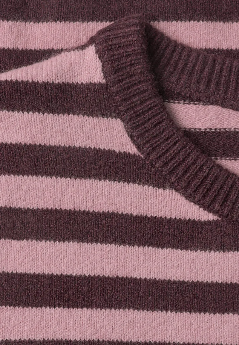 LTD QR_cosy sweater with strip, rustic rouge mel.