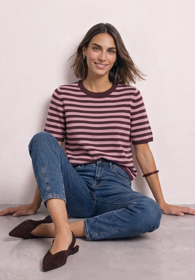 LTD QR_cosy sweater with strip, rustic rouge mel.