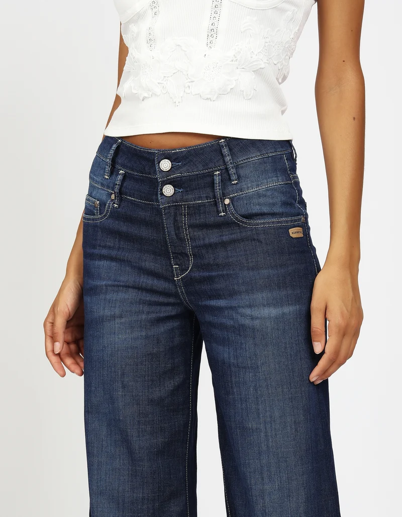 94CARA, summer dark