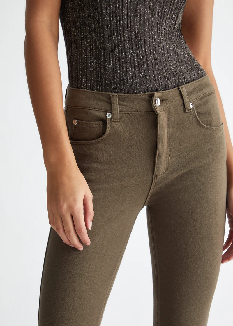 Bottom Up Jeans