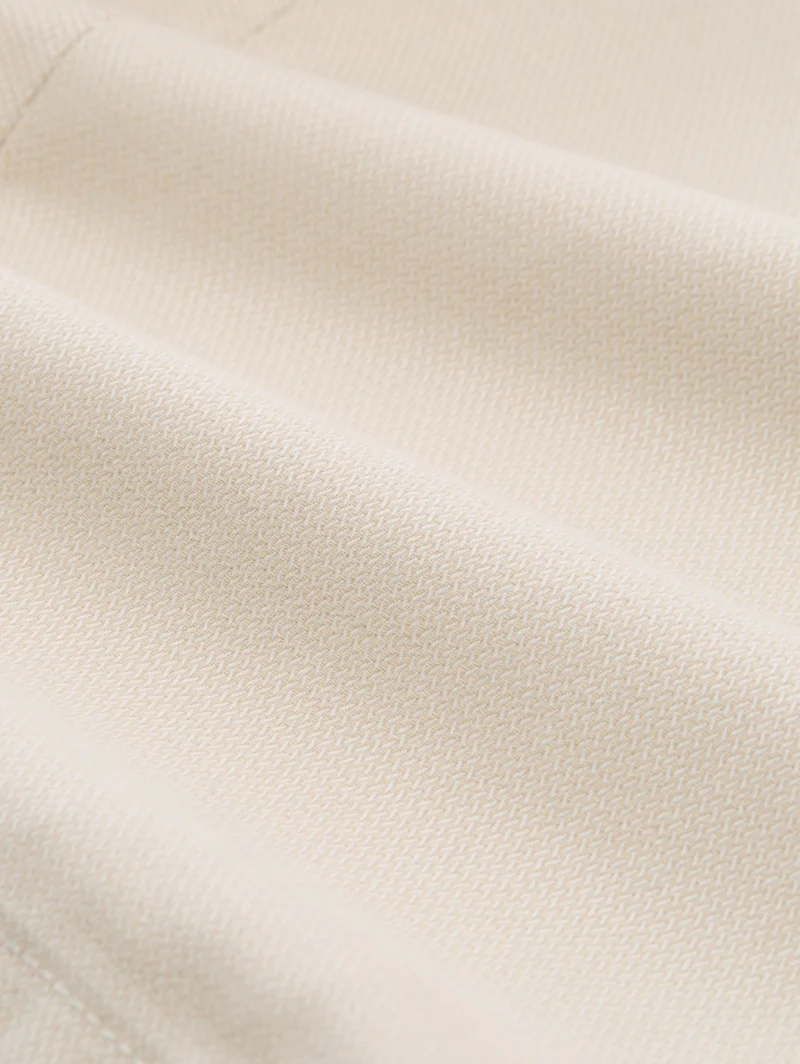 traveler slim chino shorts, beige zig zag structure