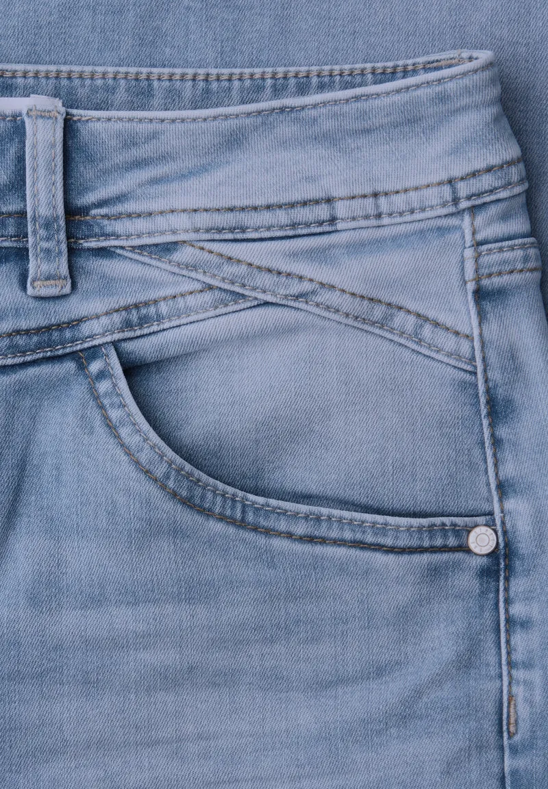 QR Style Emee Wide Leg,hw,ligh, light blue wash